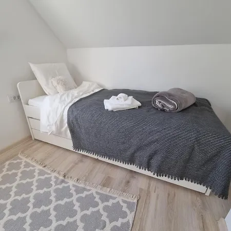 Hoopovo House Fruska Gora Villa