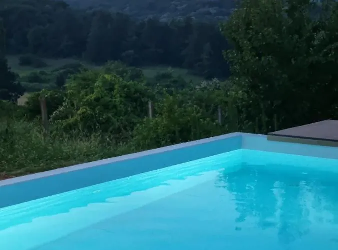 Hoopovo House Fruska Gora Вилла *