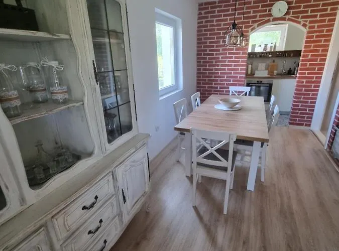 Hoopovo House Fruska Gora