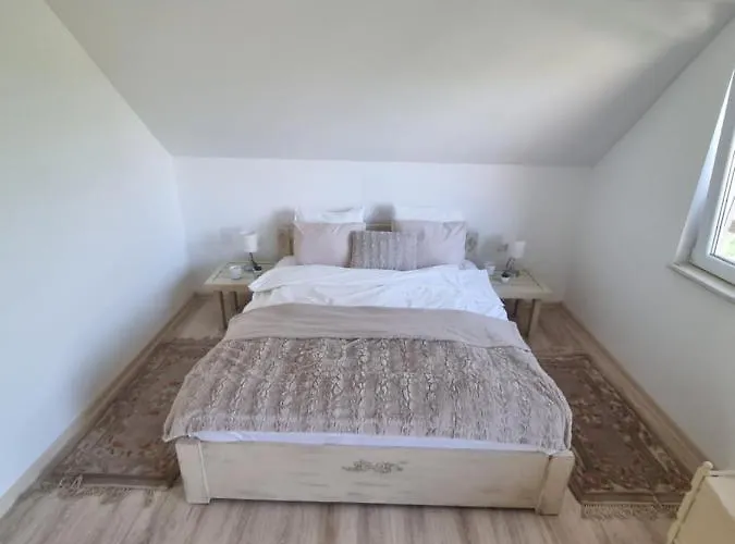 Hoopovo House Fruska Gora Irig